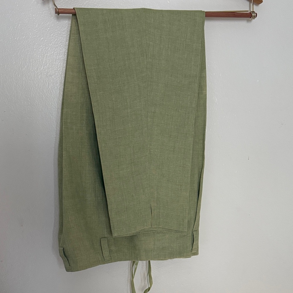 Ellen Tracy Olive Linen Top and pants set - Picture 6 of 15